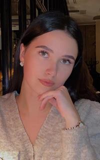 Ирина Викторовна - репетитор по английскому языку и русскому языку