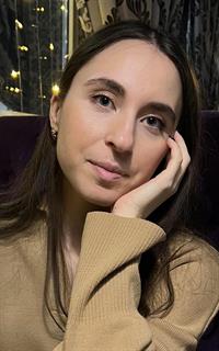 Араксия Армановна - репетитор по биологии