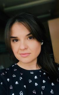 Валерия Леонидовна - репетитор по химии и биологии