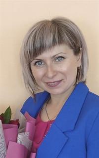 Елена Николаевна - репетитор по русскому языку и предметам начальной школы
