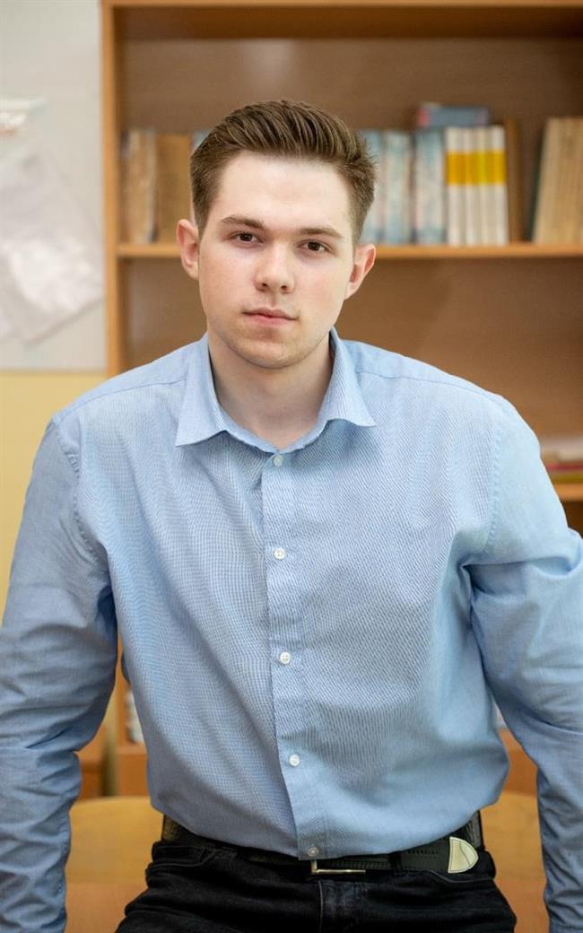 Никита Алексеевич - репетитор по биологии