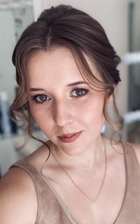 Арина Игоревна - репетитор по английскому языку и французскому языку