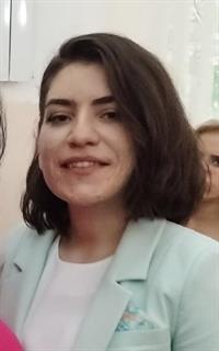 Мариам Андраниковна - репетитор по русскому языку, истории и обществознанию