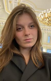 Алена Станиславовна - репетитор по русскому языку для иностранцев, русскому языку и литературе