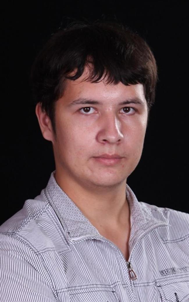 Андрей Витальевич - репетитор по информатике