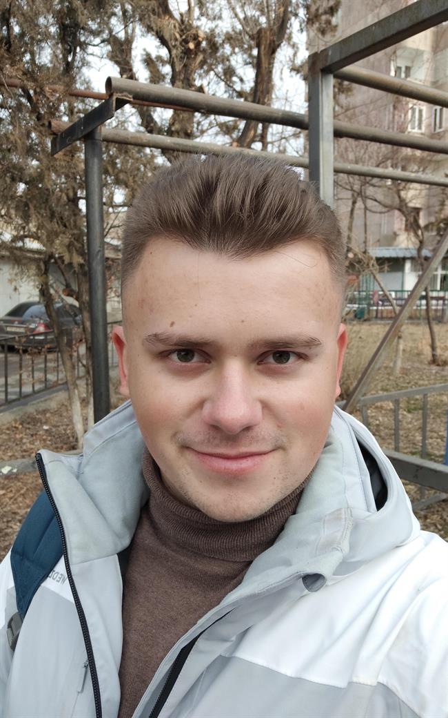 Валерий Юрьевич - репетитор по химии