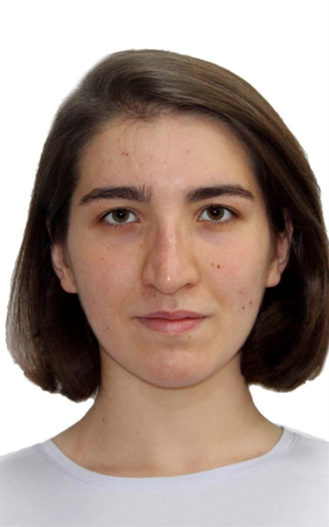 Аида Эльбрусовна - репетитор по математике, информатике, немецкому языку и английскому языку