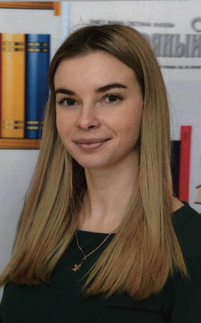 Елена Владимировна - репетитор по предметам начальной школы