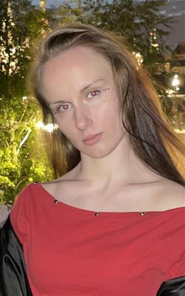 Алиса Кириловна - репетитор по русскому языку и литературе