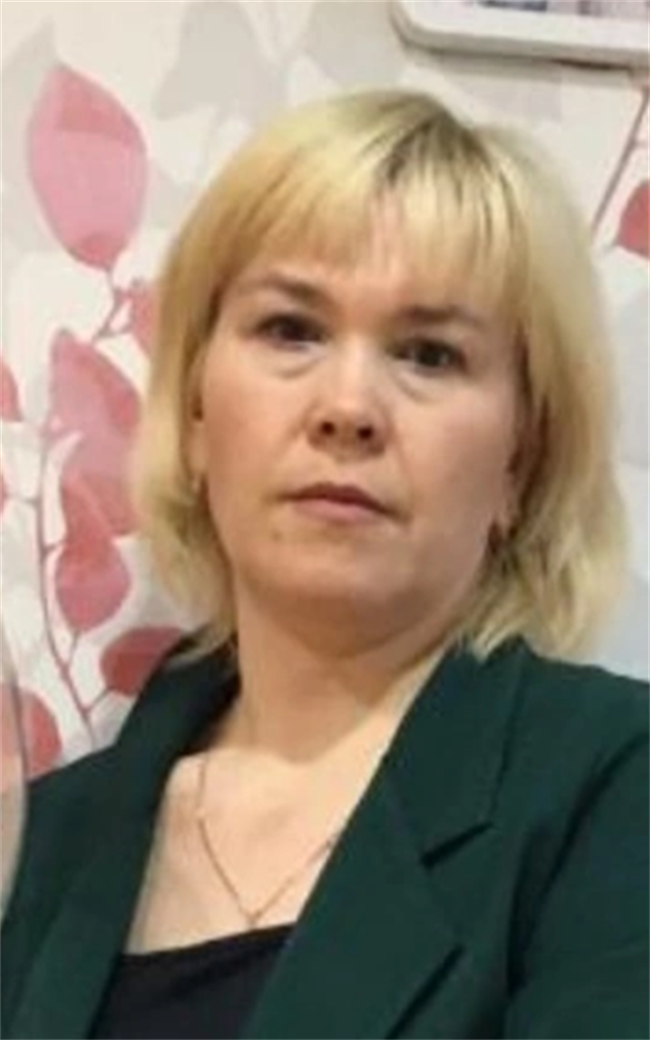 Ирина Анатольевна - репетитор по истории, обществознанию и другим предметам