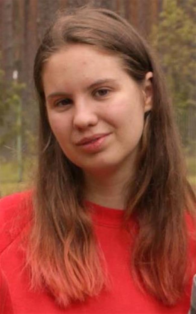 Дарья Михайловна - репетитор по предметам начальной школы, английскому языку и русскому языку