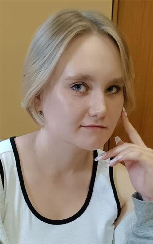 Виктория Дмитриевна - репетитор по химии