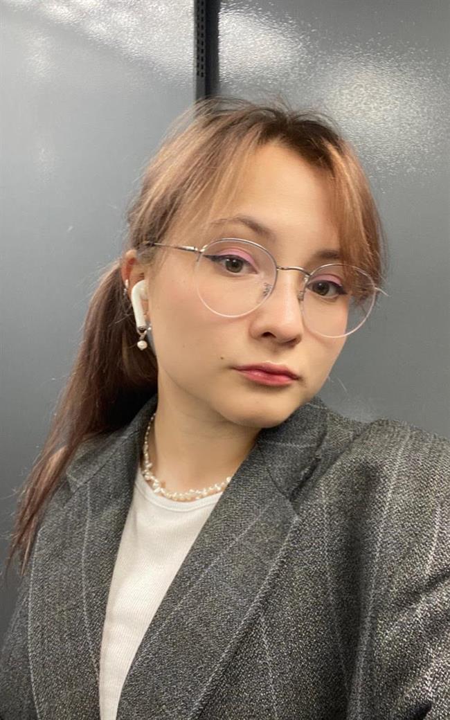 Мария Сергеевна - репетитор по английскому языку, японскому языку и русскому языку