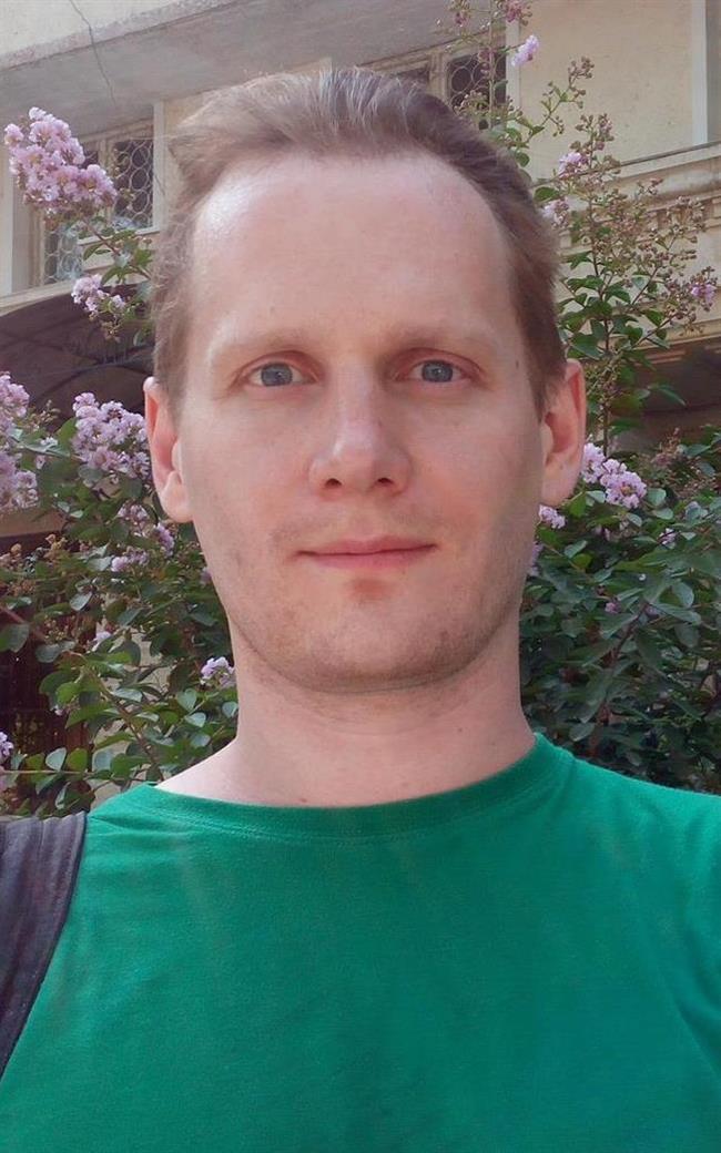 Александр Владимирович - репетитор по химии, математике и физике