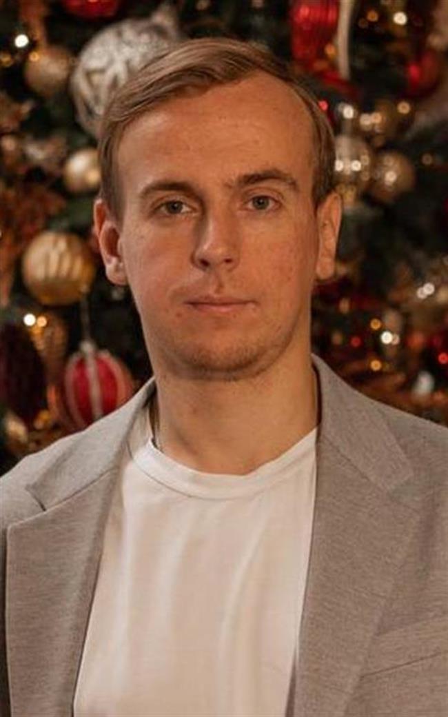 Николай Олегович - репетитор по математике