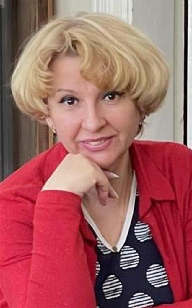 Ольга Васильевна - репетитор по русскому языку, математике, литературе и подготовке к школе