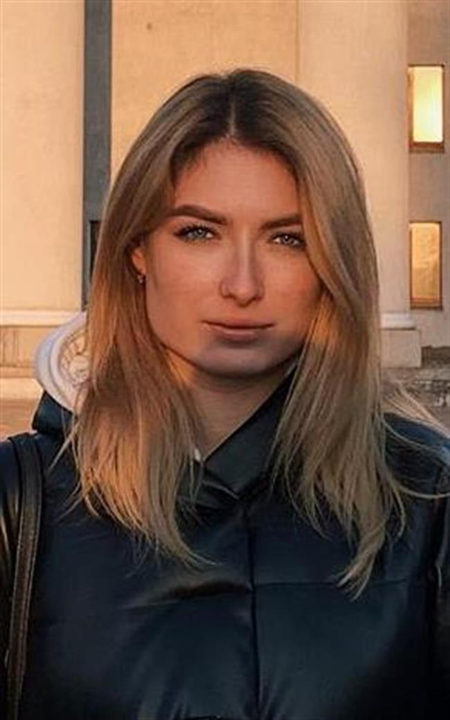 Александра Михайловна - репетитор по английскому языку