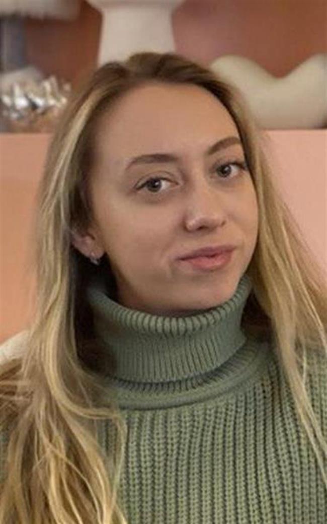 Ангелина Александровна - репетитор по обществознанию