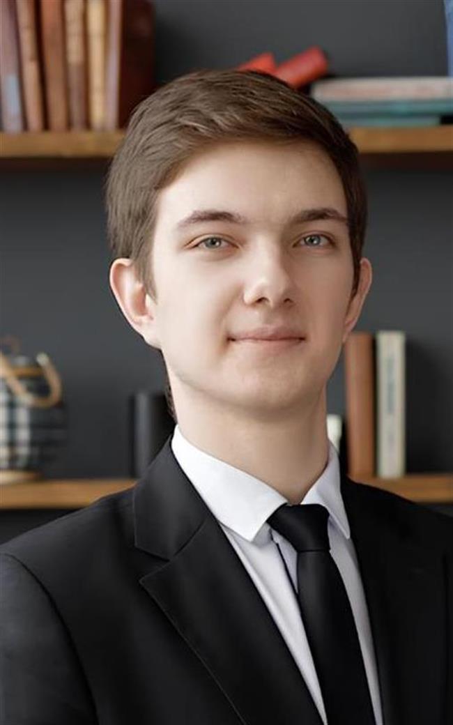 Никита Алексеевич - репетитор по математике и информатике