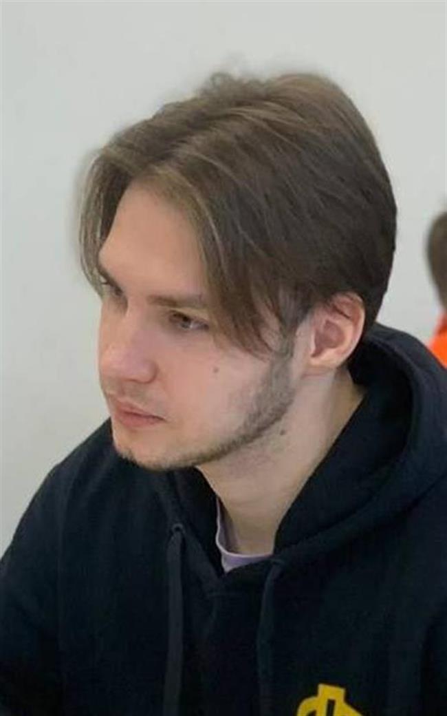Илья Витальевич - репетитор по английскому языку и немецкому языку