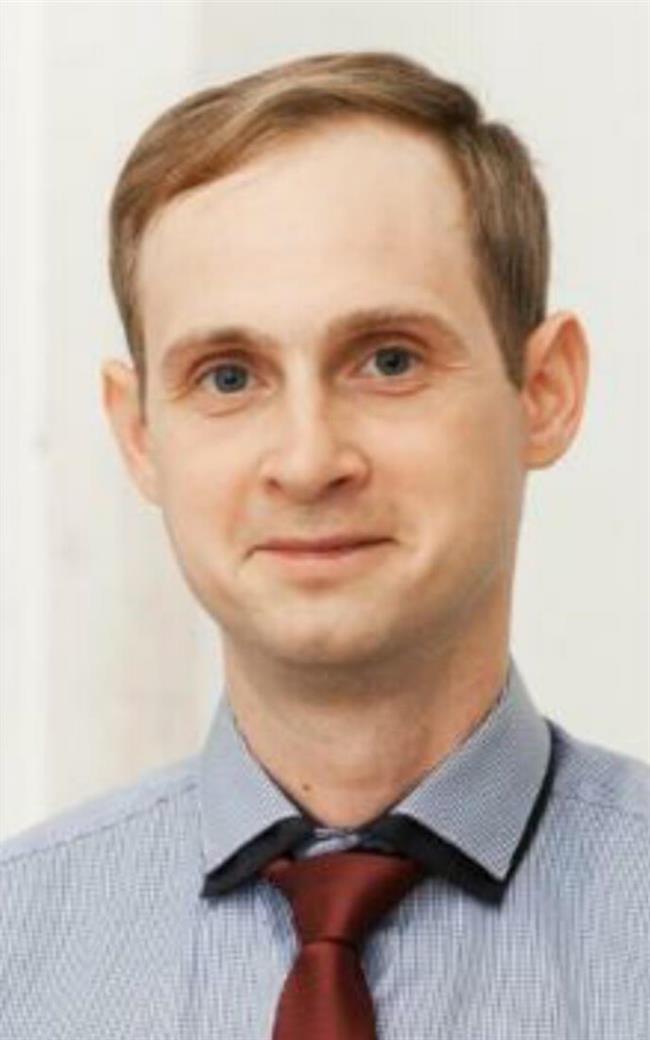 Денис Игоревич - репетитор по математике и физике