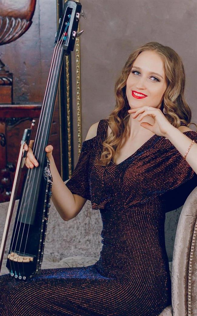 Анна Геннадьевна - репетитор по музыке