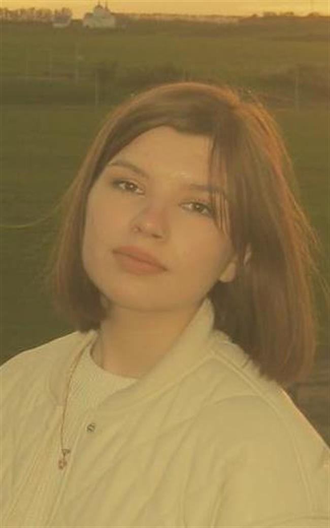 Яна Олеговна - репетитор по английскому языку