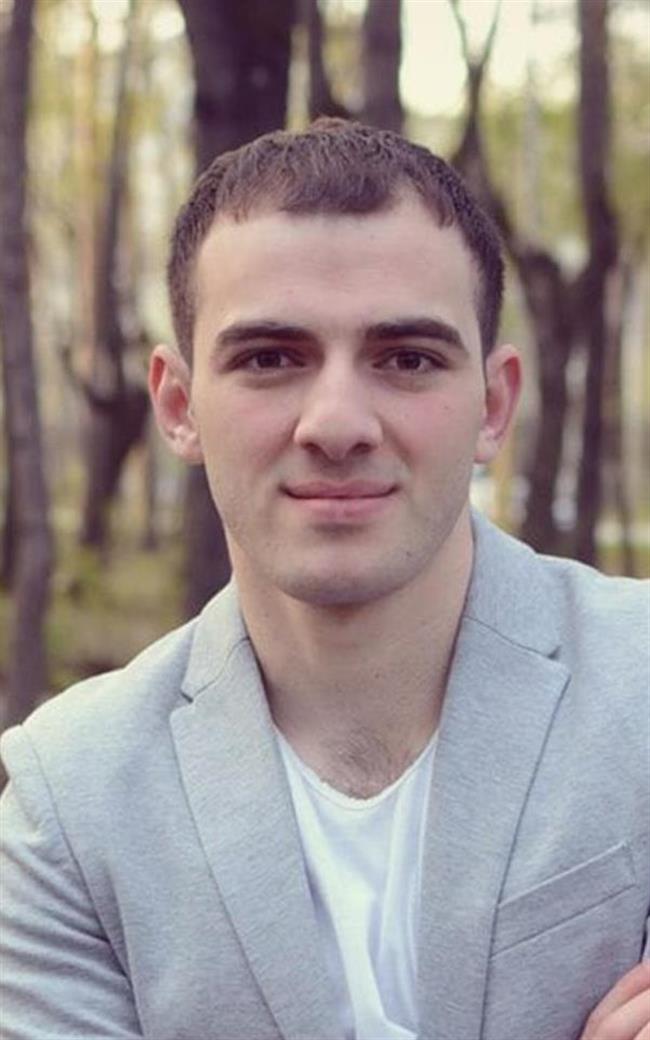 Самир Ахадович - репетитор по математике