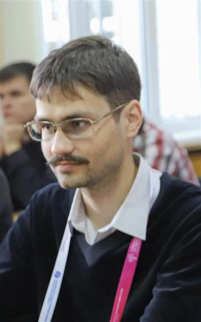 Равиль Ринатович - репетитор по математике