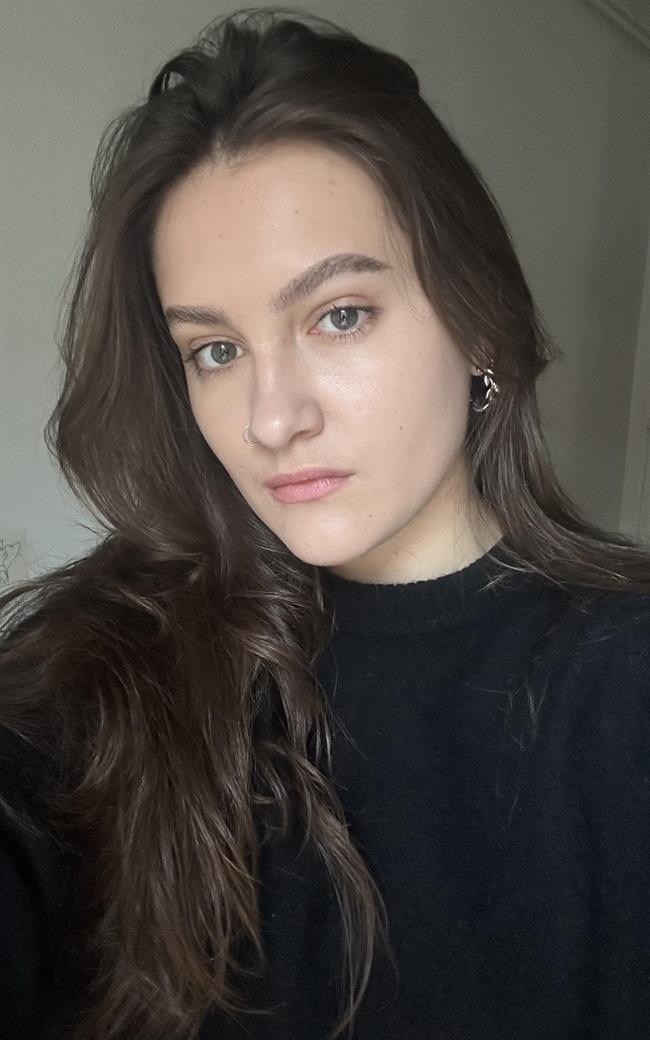 Алиса Вадимовна - репетитор по английскому языку и обществознанию