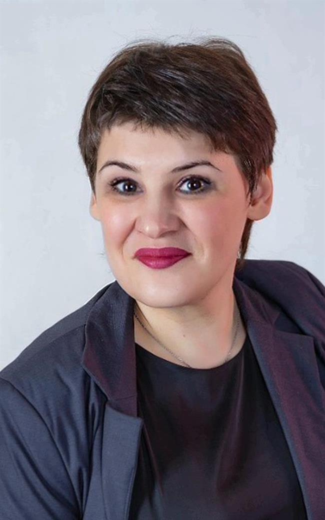 Светлана Сергеевна - репетитор по немецкому языку и русскому языку