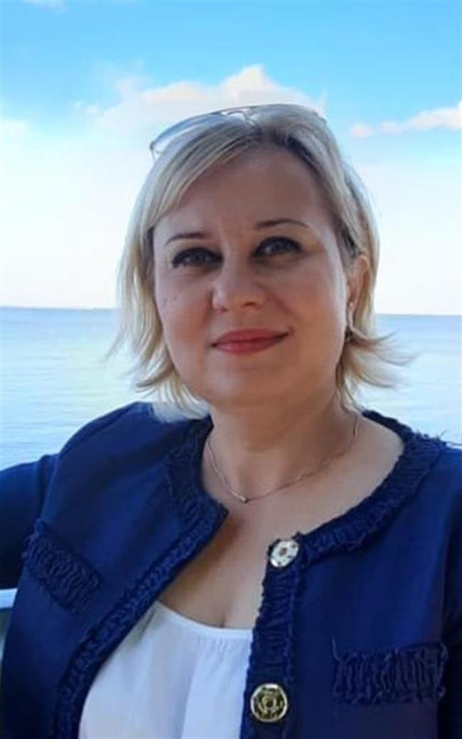 Татьяна Ивановна - репетитор по французскому языку