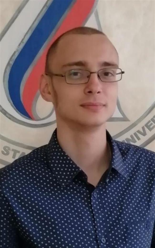 Артем Александрович - репетитор по биологии
