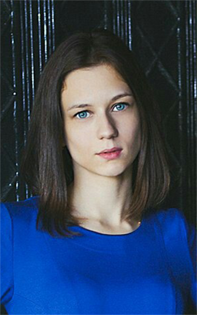 Валентина Вячеславовна - репетитор по подготовке к школе и предметам начальной школы