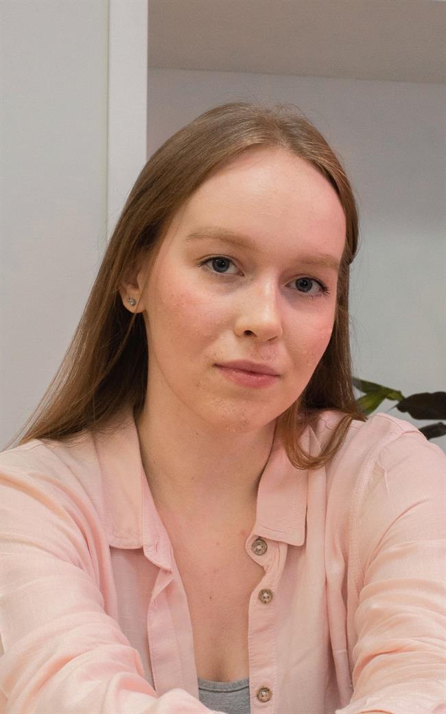Полина Дмитриевна - репетитор по химии