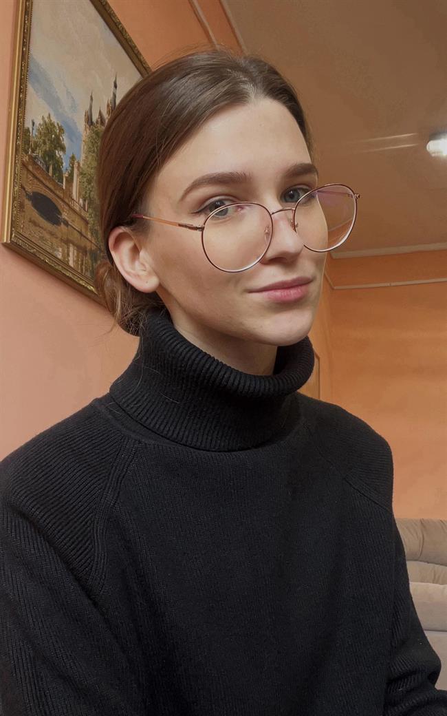 Юлия Анатольевна - репетитор по подготовке к школе