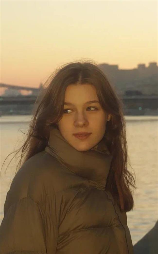 Елизавета Андреевна - репетитор по химии и биологии