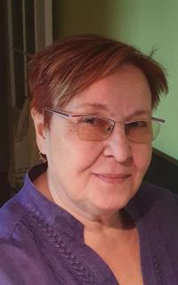 Валентина Юриевна - репетитор по математике, физике и немецкому языку