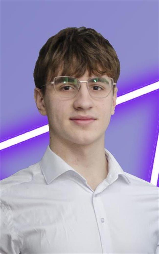 Даниил Романович - репетитор по информатике
