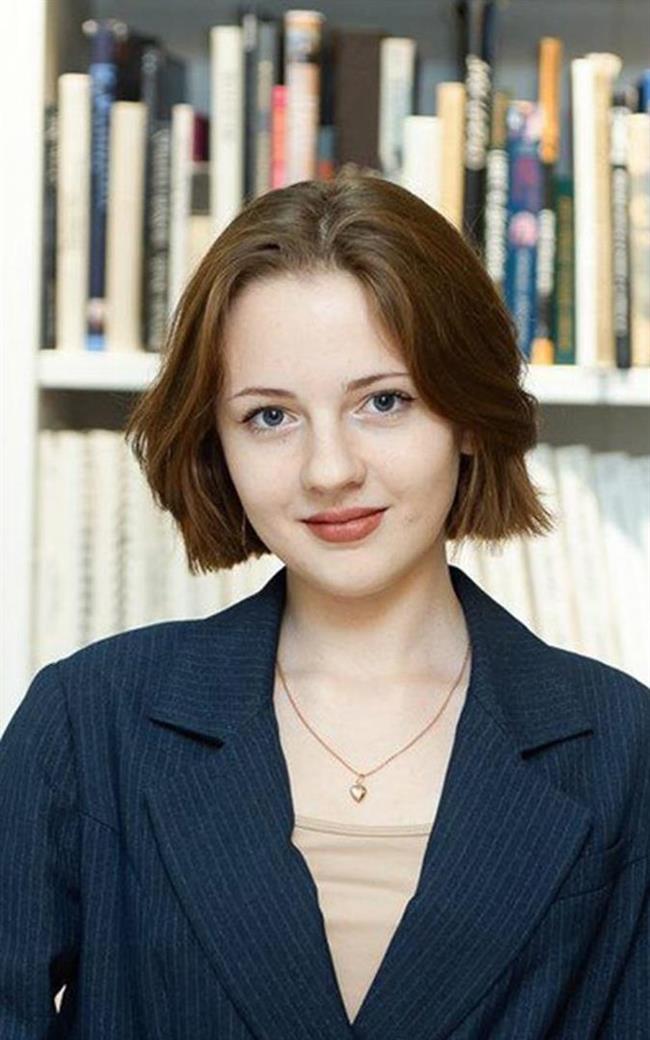 Екатерина Андреевна - репетитор по русскому языку