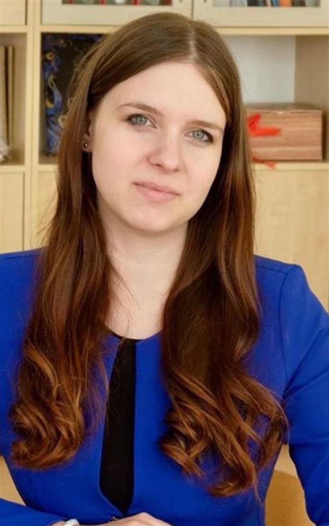 Кристина Сергеевна - репетитор по математике и информатике