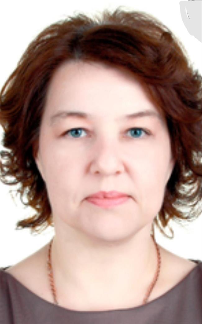 Елена Викторовна - репетитор по математике и подготовке к школе
