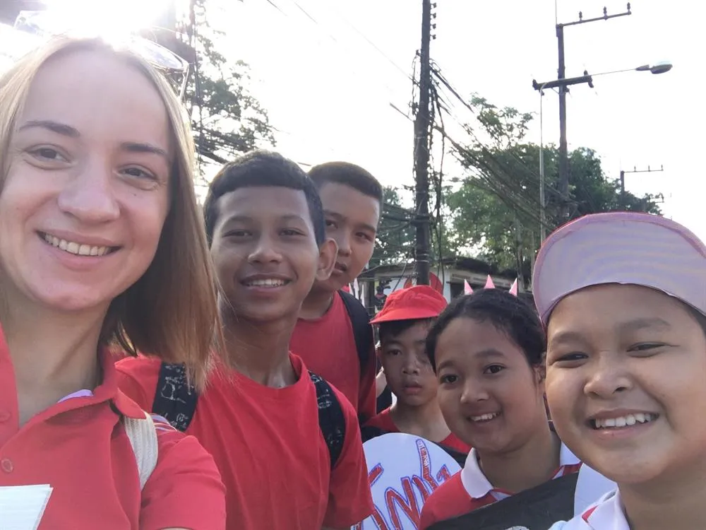 Школа: Muang Chumphon Ban Khao Thalom