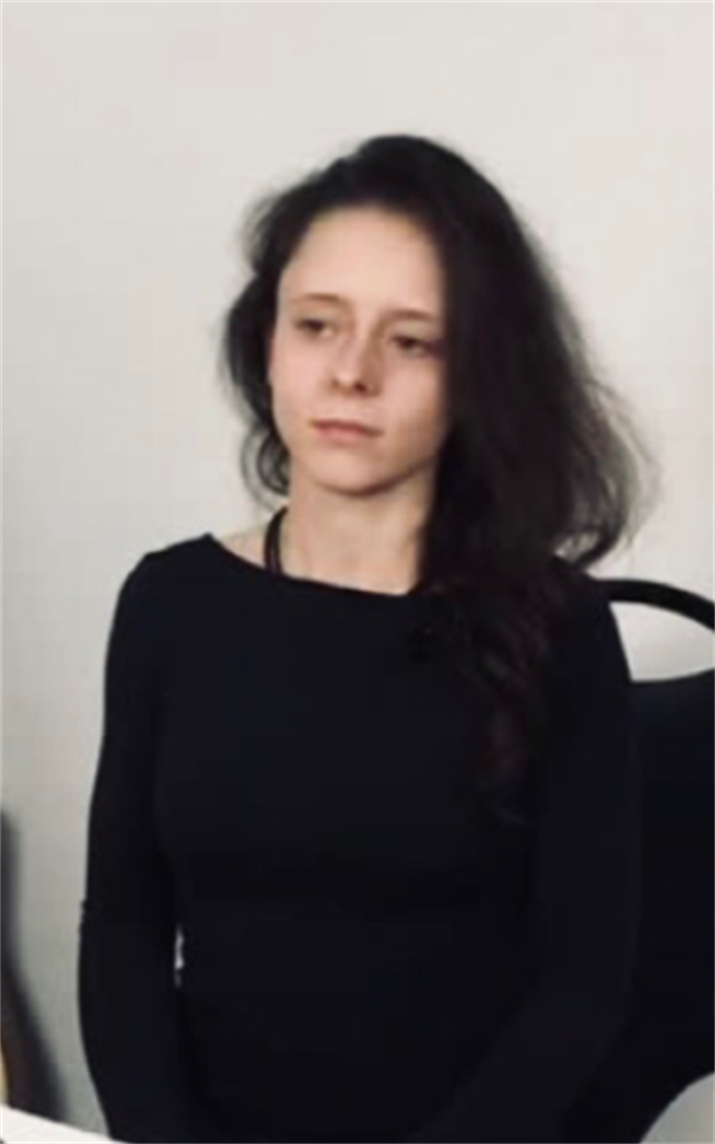 Эльвира Валерьевна - репетитор по музыке