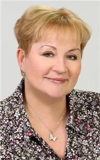 Валентина Ивановна - репетитор по математике