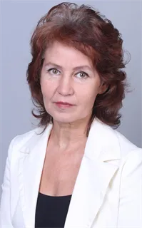 Анна Рашитовна - репетитор по физике и математике