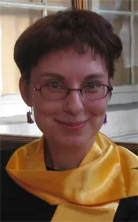 Анастасия Сергеевна - репетитор по английскому языку, французскому языку и немецкому языку