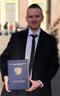 Артем Тимурович - репетитор по физике и математике