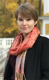 Анна Владимировна - репетитор по русскому языку, литературе и английскому языку