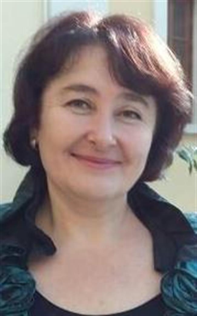 Елена Палтагуртовна - репетитор по географии, биологии и другим предметам